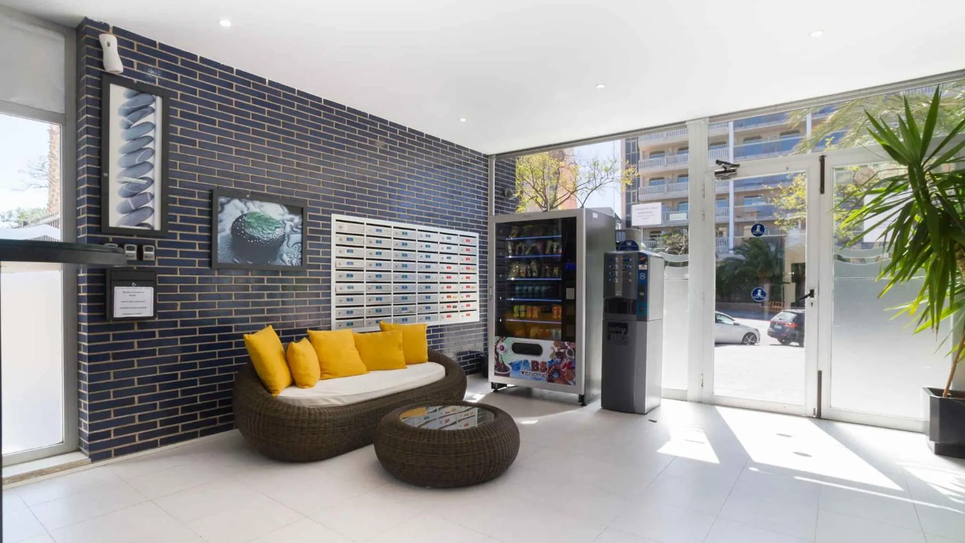 Apartments In Salou - Costa Dorada 43196